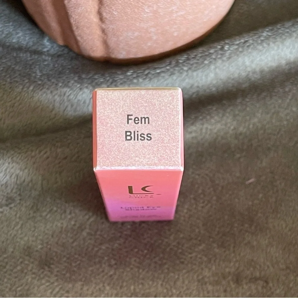 *NIB* Lucky Chick liquid eyeshadow